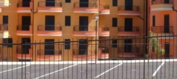 Квартира с 4 комнатами в Патти, Италия № 256349 4