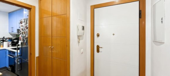 Apartamento de 2 dormitorios en Madrid, Spain No. 173045 5