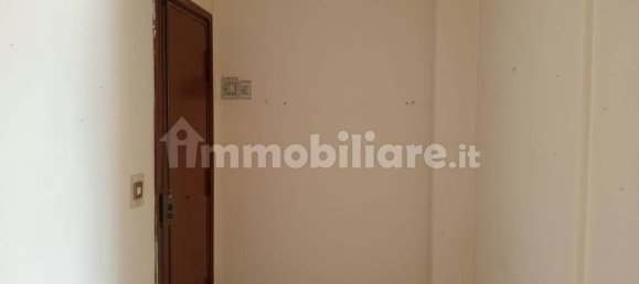 3 bedrooms Apartment in Catania, Italy No. 84352 4