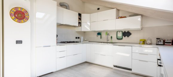 4 غرف نوم شقة في Monza, Italy رقم 361181 13