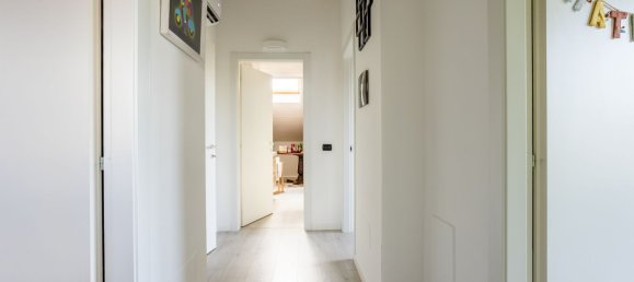 4 غرف نوم شقة في Monza, Italy رقم 361181 32