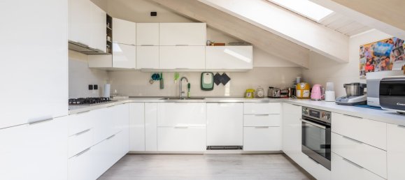 4 غرف نوم شقة في Monza, Italy رقم 361181 12