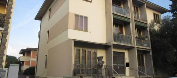 2 rooms Apartment in Florence, Italy No. 277117 11