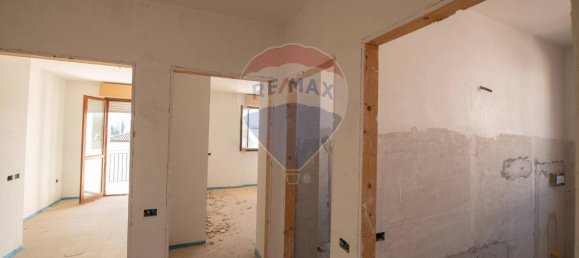 5 rooms Apartment in Ostra, Italy No. 7876 2