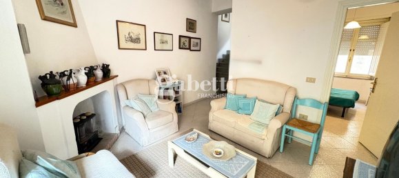 5 rooms Apartment in Siniscola, Italy No. 157645 3