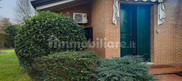 3 Schlafzimmer Villa in Monticello Conte Otto, Italy, Nr. 282897 23