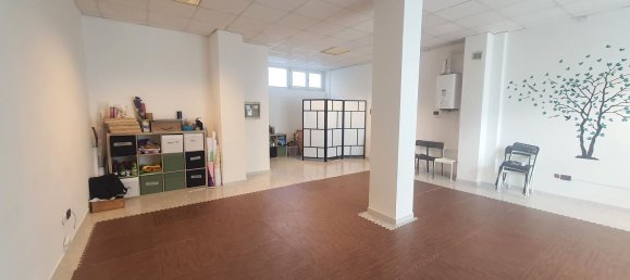 75m² Commercial property in Trento, Italy No. 273837 4