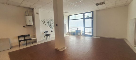 75m² Commercial property in Trento, Italy No. 273837 8