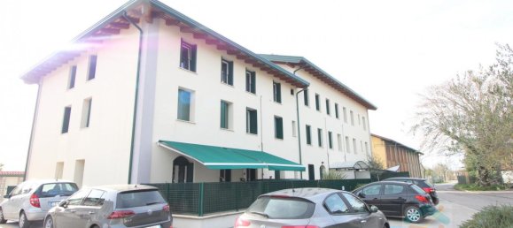 2غرفة شقة في Udine, Italy رقم 68829 12