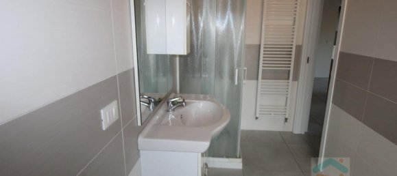 2غرفة شقة في Udine, Italy رقم 68829 9