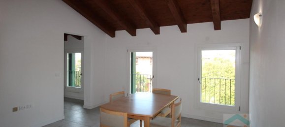 2غرفة شقة في Udine, Italy رقم 68829 10