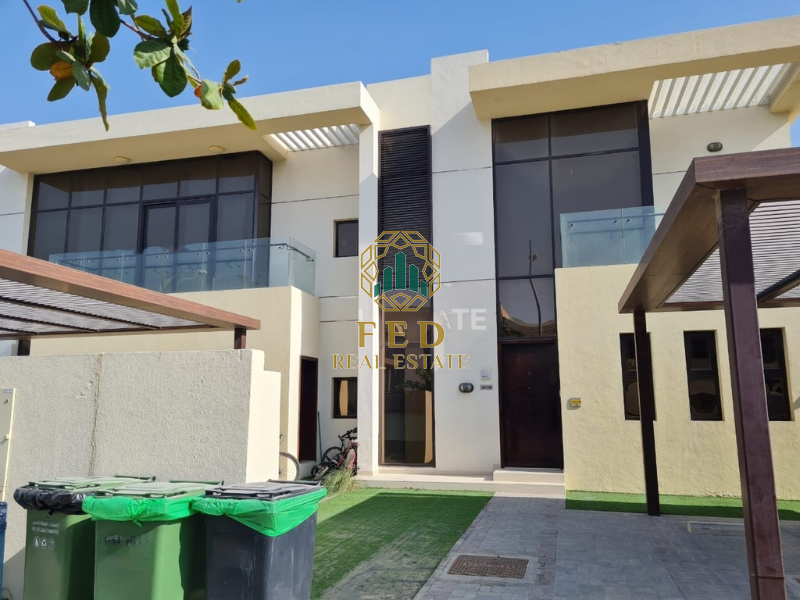 Moradia em banda T3 em DAMAC Hills (Akoya by DAMAC), UAE N.º 8128