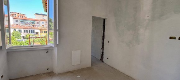 3 Schlafzimmer Penthouse in Florence, Italy, Nr. 264785 6