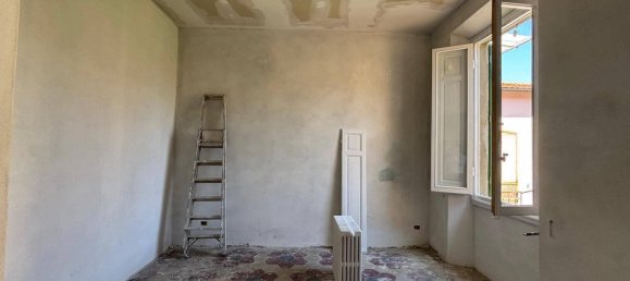3 Schlafzimmer Penthouse in Florence, Italy, Nr. 264785 5