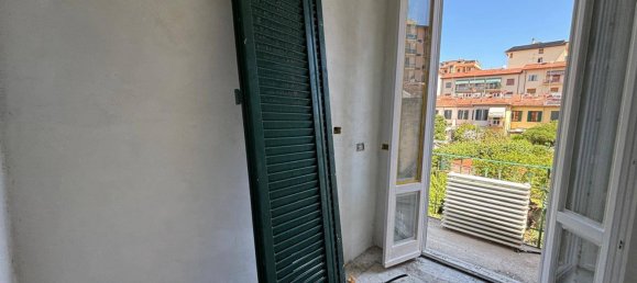 3 Schlafzimmer Penthouse in Florence, Italy, Nr. 264785 9