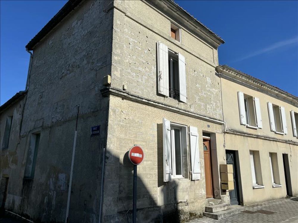 Casa de 2 dormitorios en Charente, France No. 278395