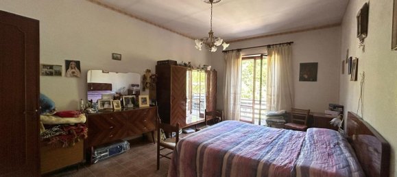 5 rooms House in Cantalice, Italy No. 288658 3