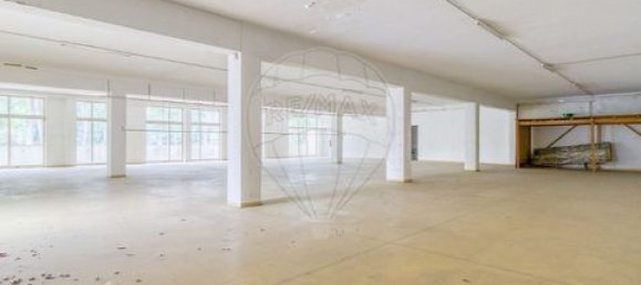 370m² Building in Moreira de Conegos, Portugal No. 190075 6