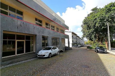 370m² Building in Moreira de Conegos, Portugal No. 190075