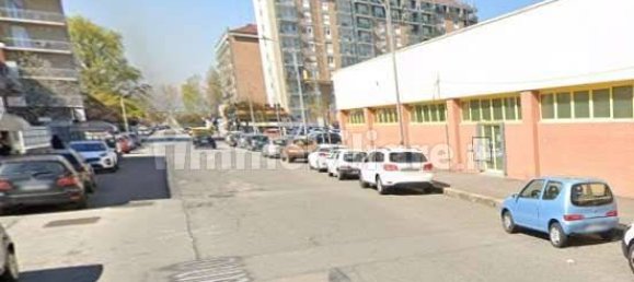 4 rooms Apartment in Turin, Italy No. 278957 20