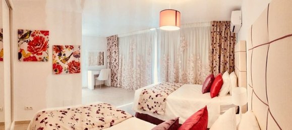 4 bedrooms Duplex in Marbella, Spain No. 184397 22