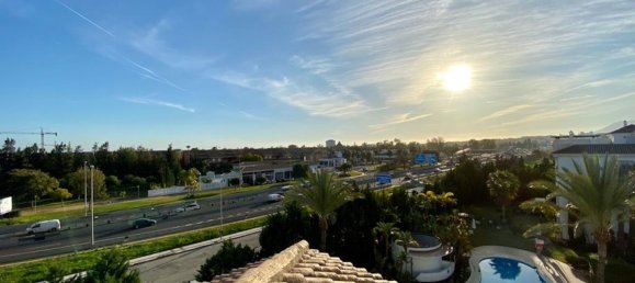 4 bedrooms Duplex in Marbella, Spain No. 184397 2