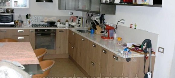 11غرفة منزل في Sezze, Italy رقم 100987 2