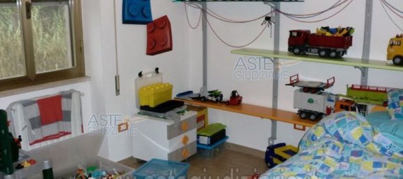 11غرفة منزل في Sezze, Italy رقم 100987 5