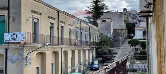 Apartamento de 2 dormitorios en Francavilla di Sicilia, Italy No. 321012 3
