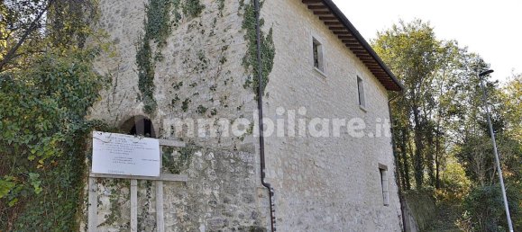 2 Schlafzimmer Haus in Vallo di Nera, Italy, Nr. 67475 5