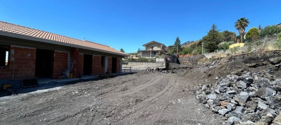 2 bedrooms Villa in Nicolosi, Italy No. 159557 4