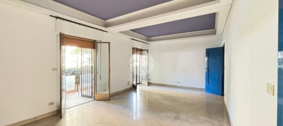 Apartamento de 4 dormitorios en Palermo, Italy No. 331878 3