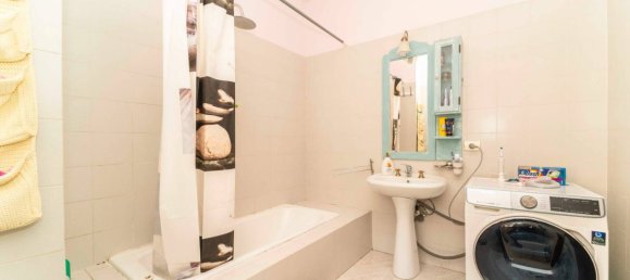 3 bedrooms House in Val della Torre, Italy No. 59462 24