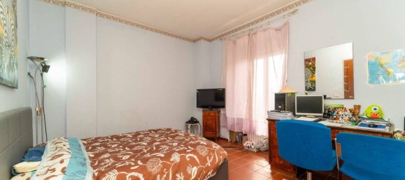 3 bedrooms House in Val della Torre, Italy No. 59462 16