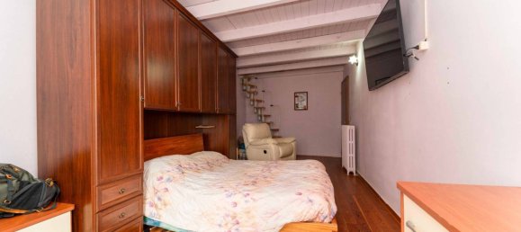 3 bedrooms House in Val della Torre, Italy No. 59462 21