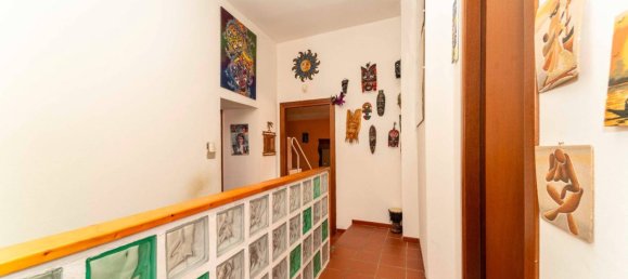 3 bedrooms House in Val della Torre, Italy No. 59462 14