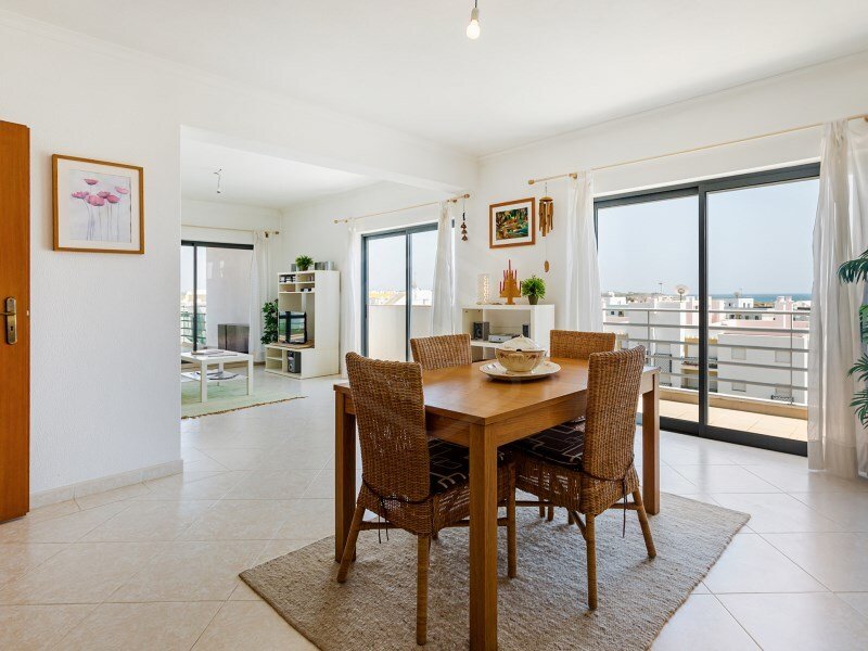 Ático de 2 dormitorios en Armacao de Pera, Portugal No. 153886