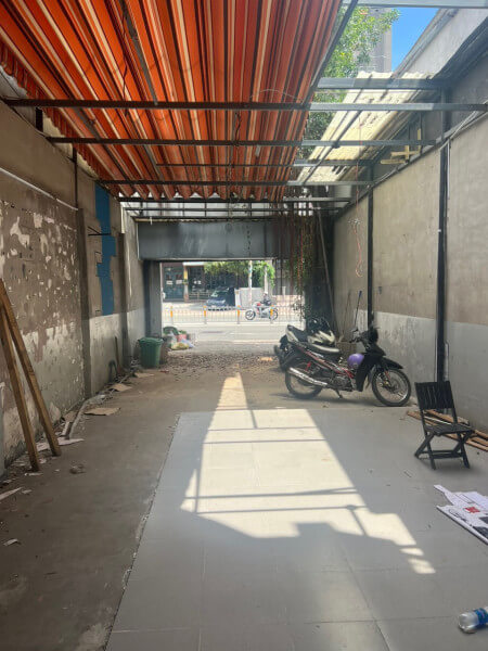 Maison à District 7, Vietnam 350m² No. 12956