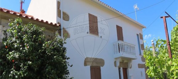 3 bedrooms House in Almaceda, Portugal No. 165879 11