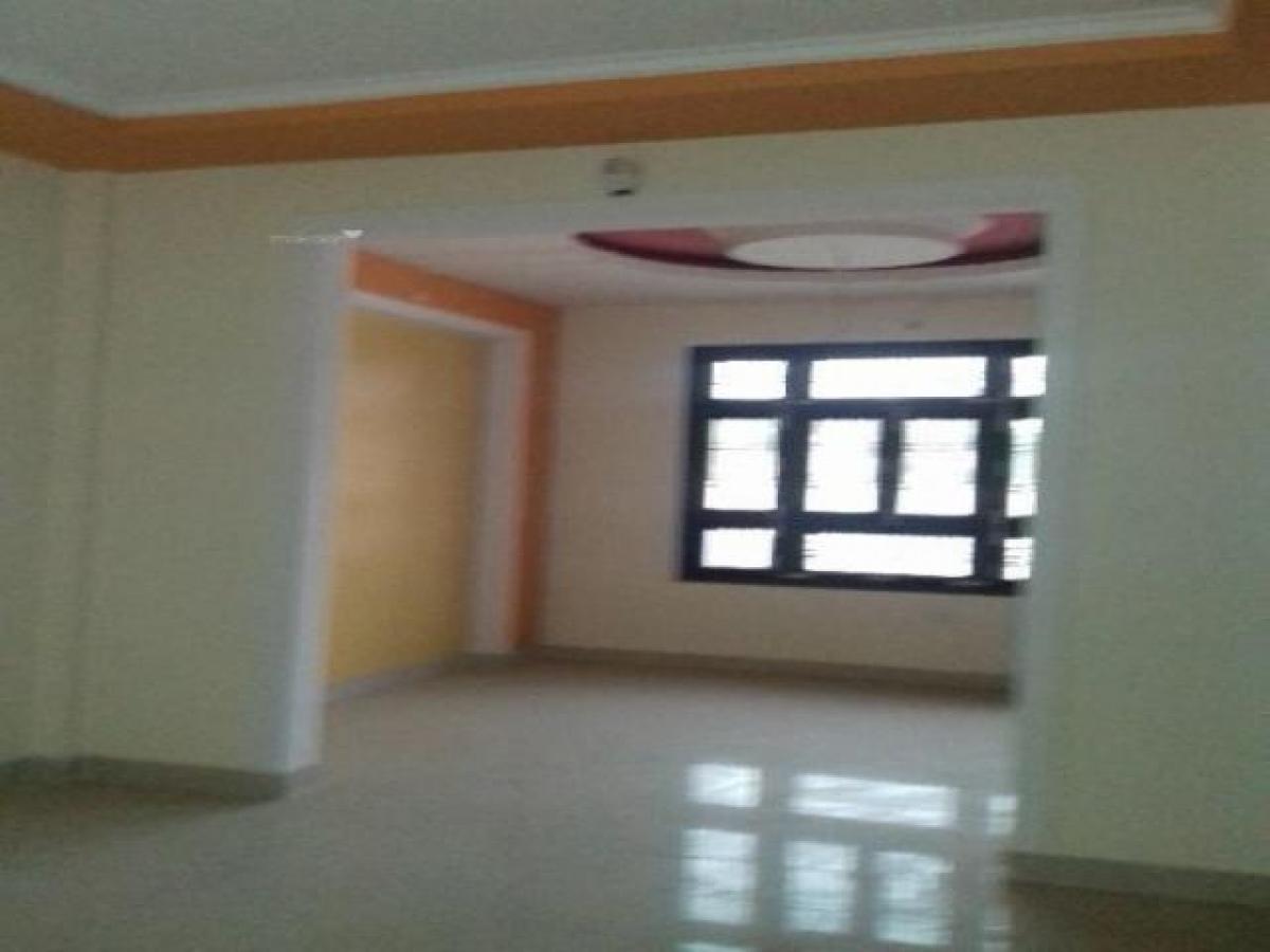 2 bedrooms House in Lucknow, India No. 11625