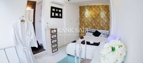 3 bedrooms Maisonette in Attard, Malta No. 1564 4
