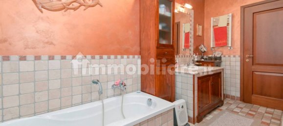 5 غرف نوم فيلا في Volvera, Italy رقم 27466 24