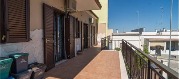 2 غرف نوم شقة في Bitonto, Italy رقم 280082 5