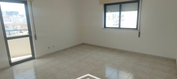 3 Schlafzimmer Wohnung in Portimao, Portugal, Nr. 57955 3