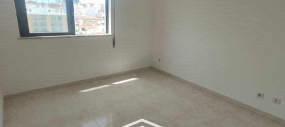 3 Schlafzimmer Wohnung in Portimao, Portugal, Nr. 57955 10