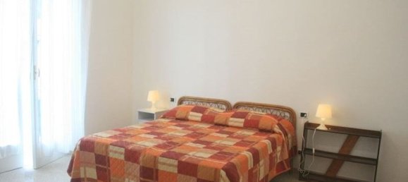 7 rooms House in Viareggio, Italy No. 16054 25