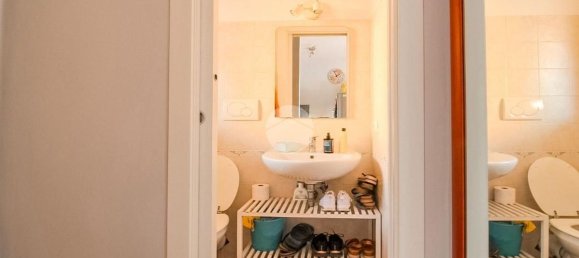 4 bedrooms House in Nepi, Italy No. 380794 14