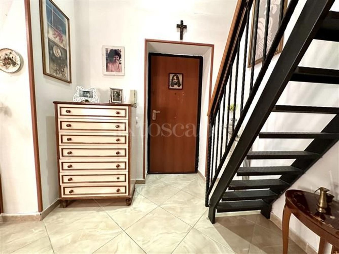 4 rooms Apartment in Palermo, Italy No. 86281