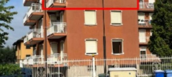 4 rooms Apartment in Lomagna, Italy No. 3891 7