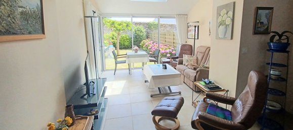 2 bedrooms House in Saint-Pol-de-Leon, France No. 320992 2